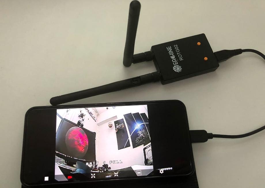 Eachine ROTG02 connected to a Google Pixel 3 and receiving the video signal from Eachine Trashcan