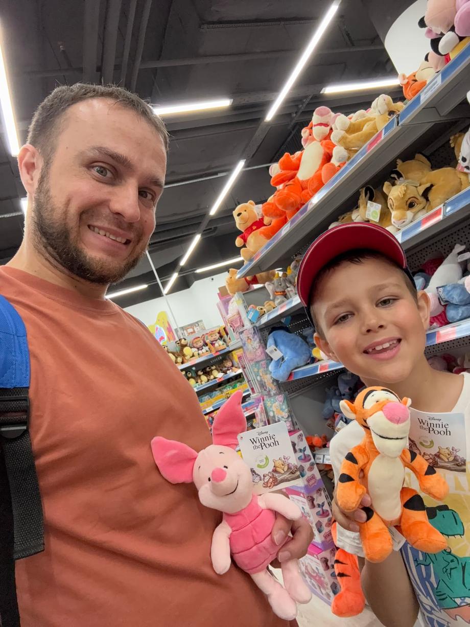 Anton and dad found Tigger and Piglet