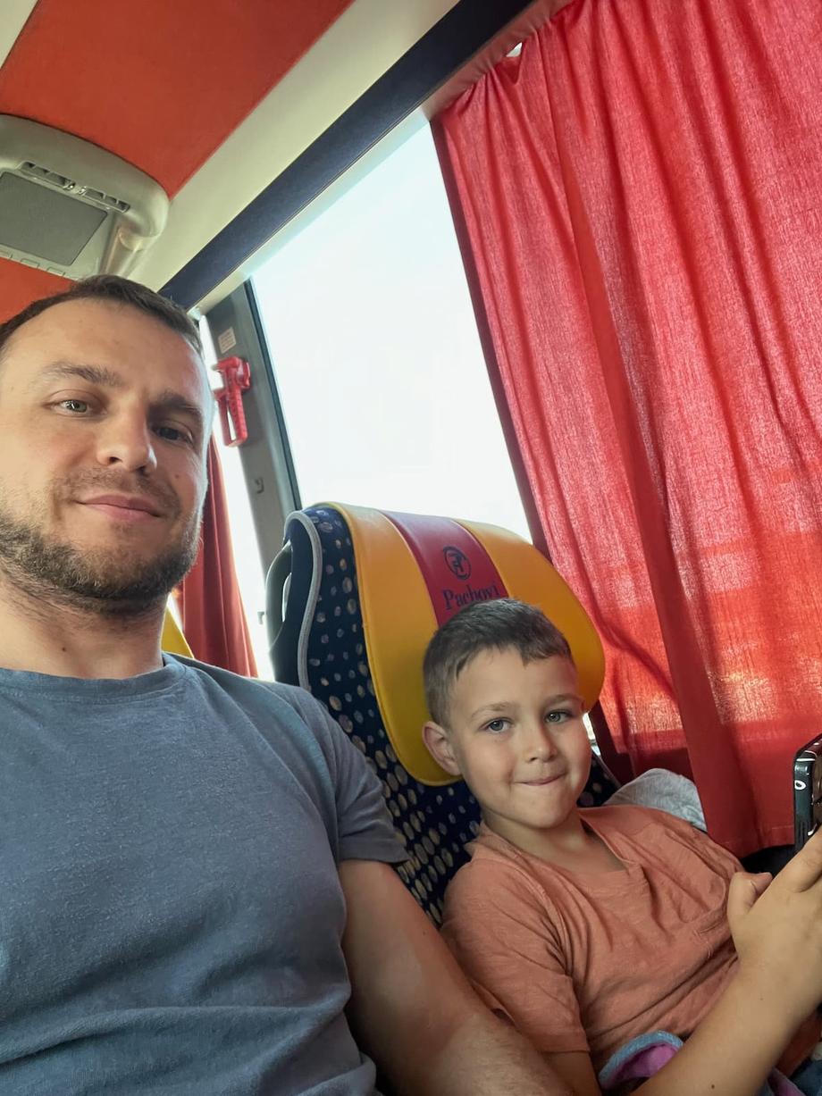 anton and dad in the bus part 1