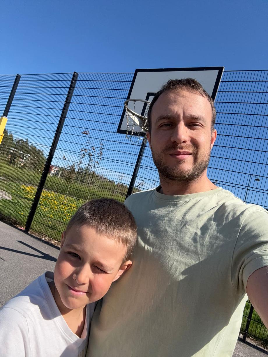 Anton and dad at the basketball court