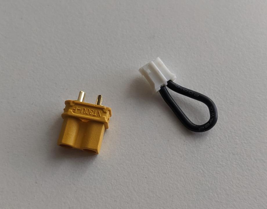 XT30 connector and a PH2.0 jumper